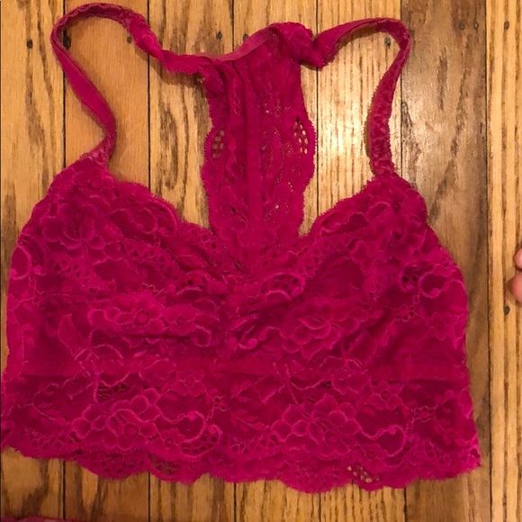 Pink Bras - Picture 2 of 7